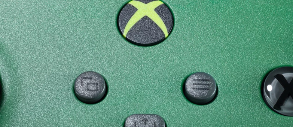 Vous ne devinerez jamais de quoi est faite cette nouvelle et très jolie manette Xbox !